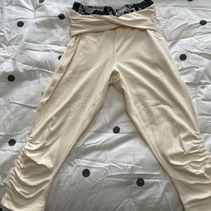 Lululemon crop leggings